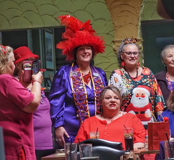 Kleurig damesgezelschap, Australië